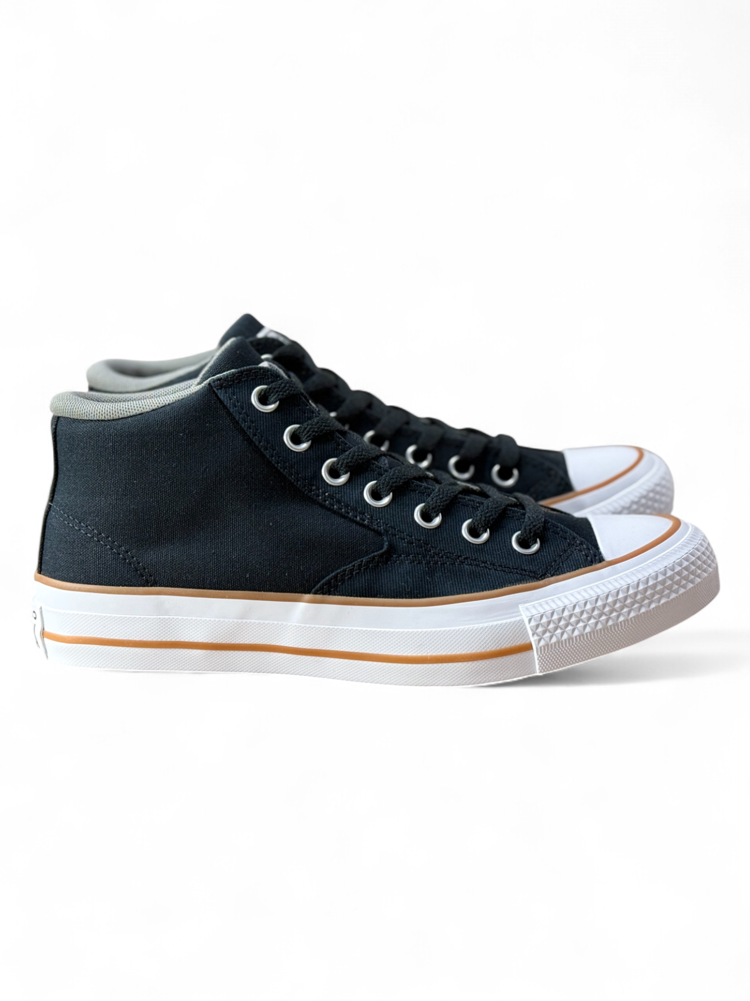 Converse Malden Street Mid Negro