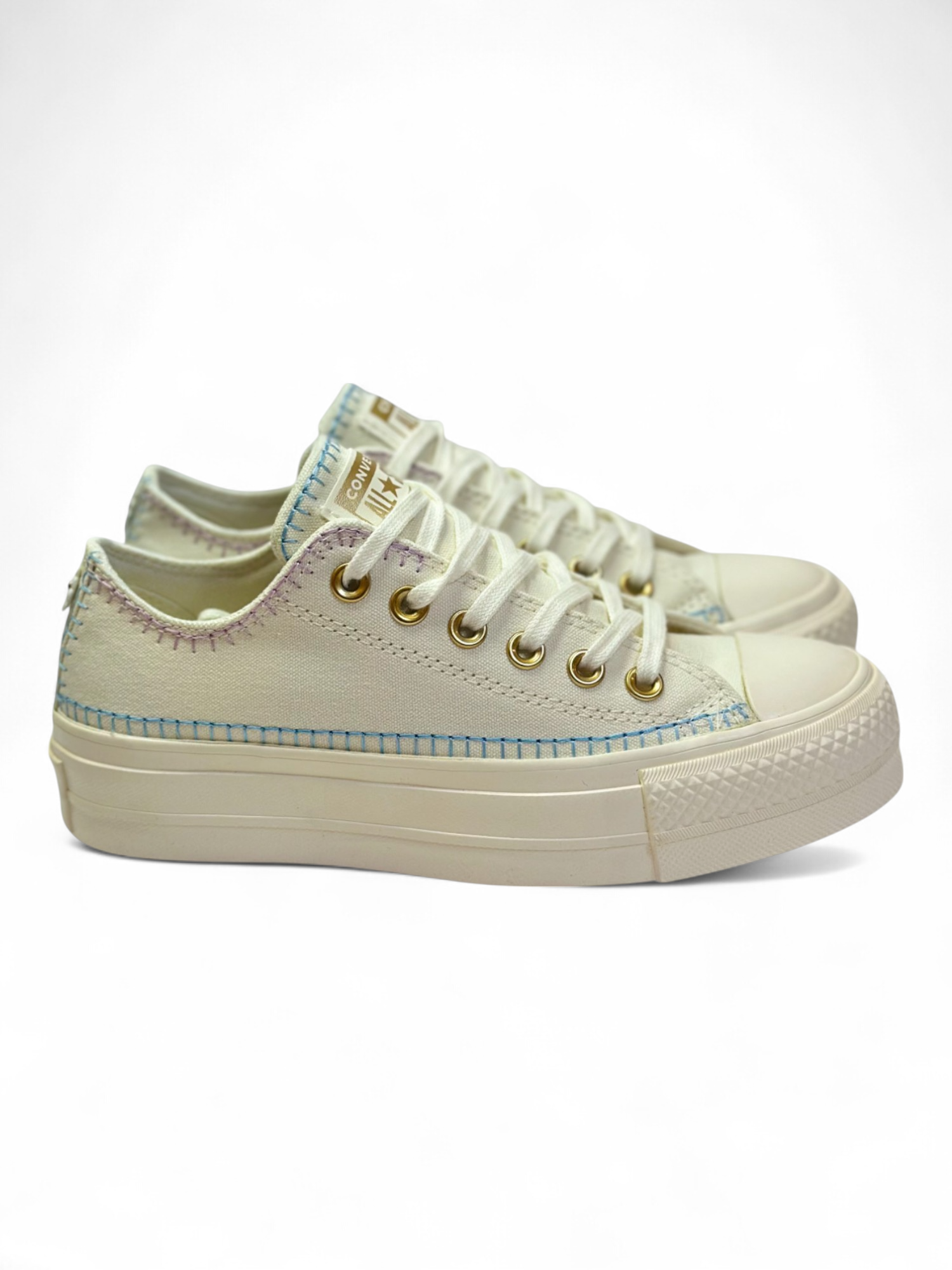 Converse Chuck Taylor All Star Plataforma Ox Bordado Beige