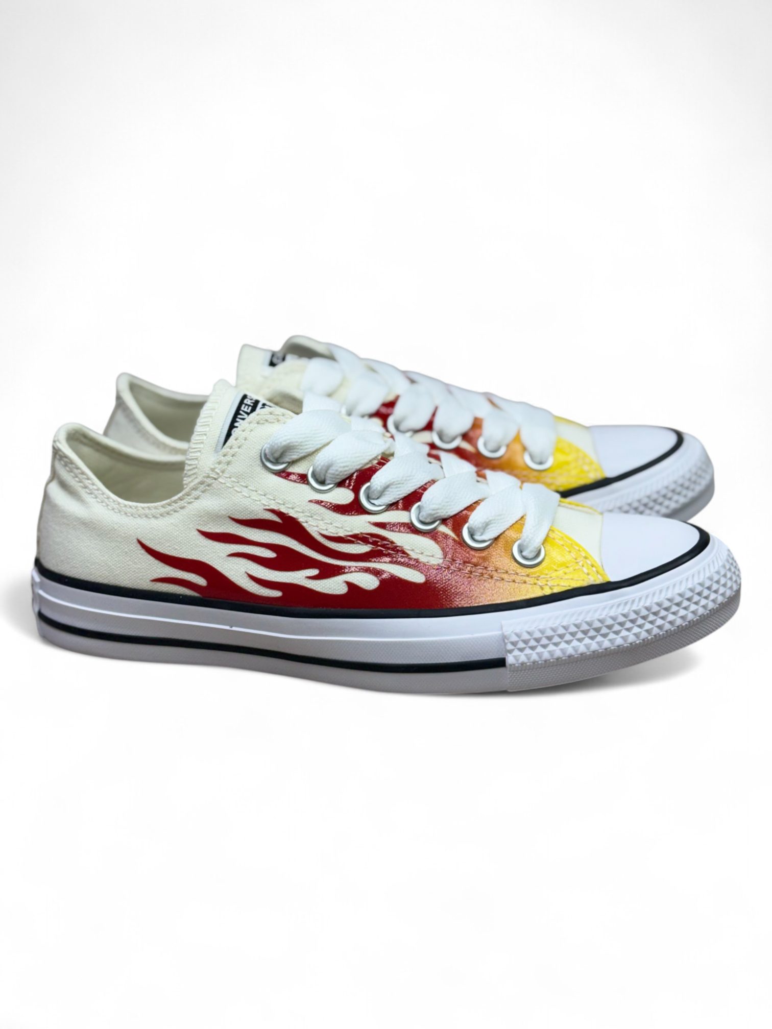 Converse Chuck Taylor All Star Ox Flamas Blanco