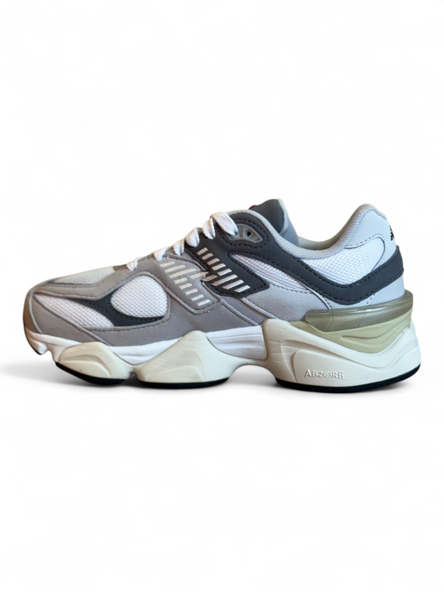 New Balance 9060 Gris Claro