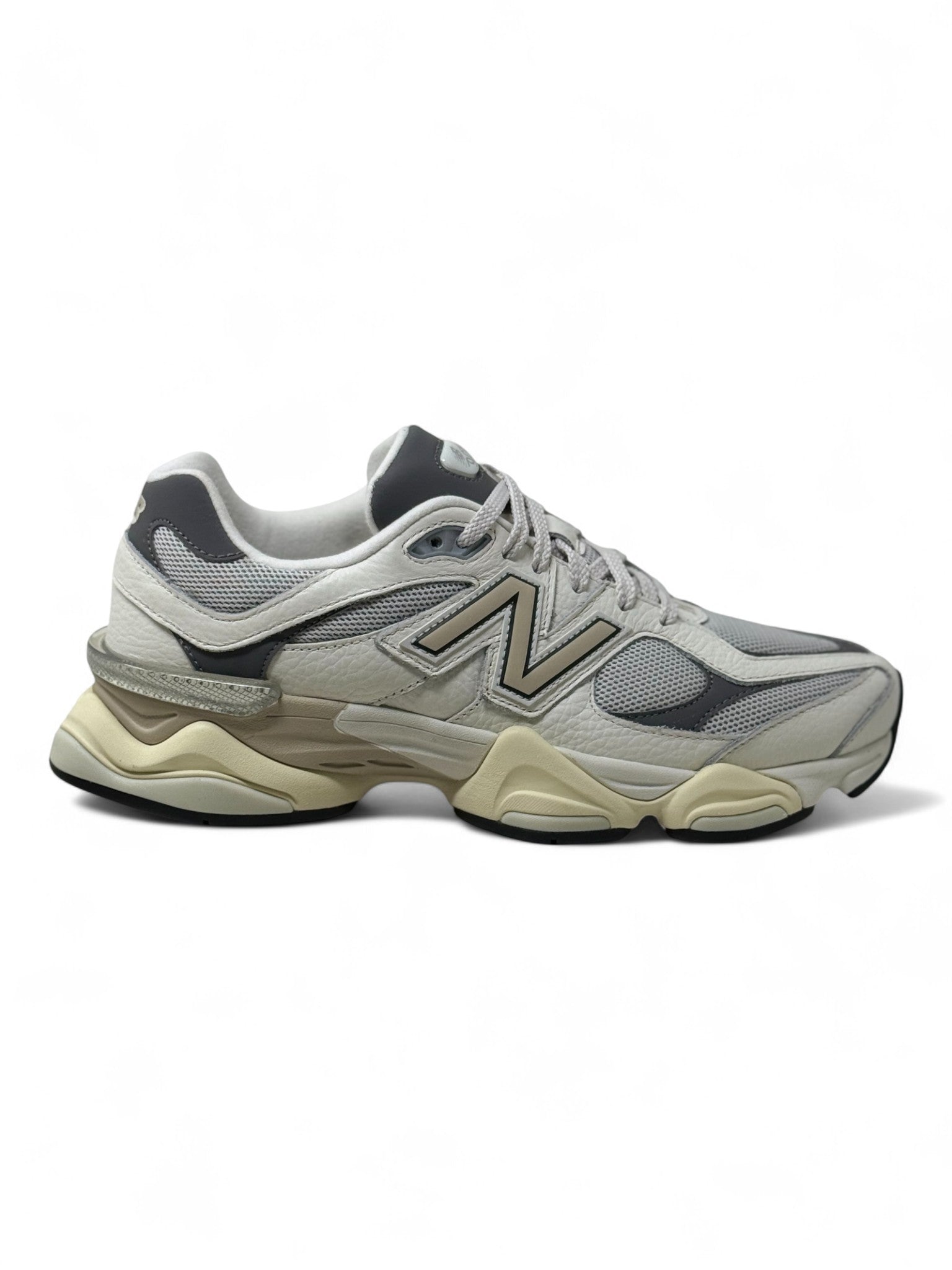 New Balance 9060 Sea Salt/Castlerock