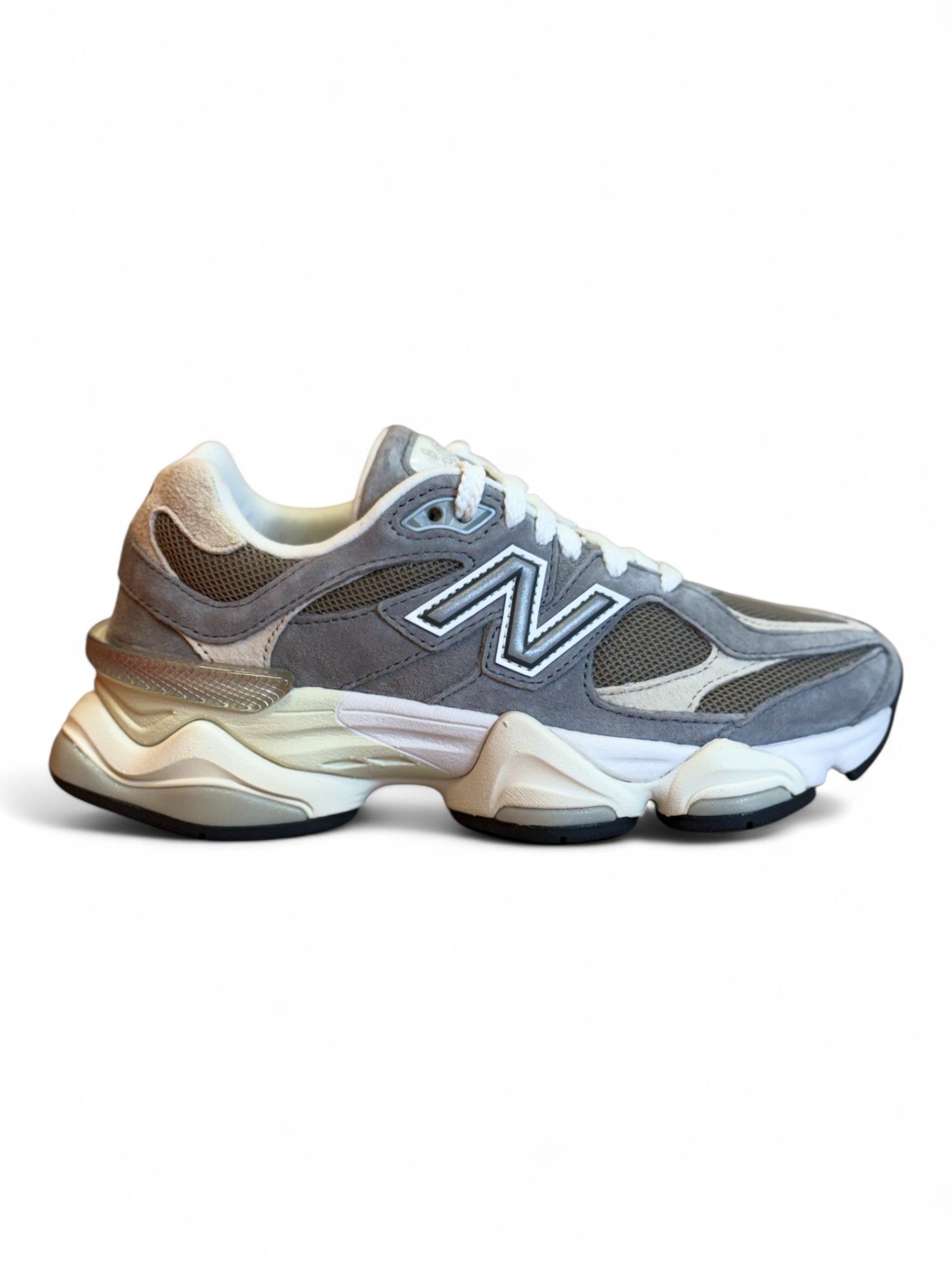 New Balance 9060 Gris